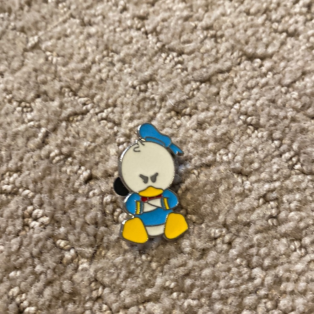 Disney pin